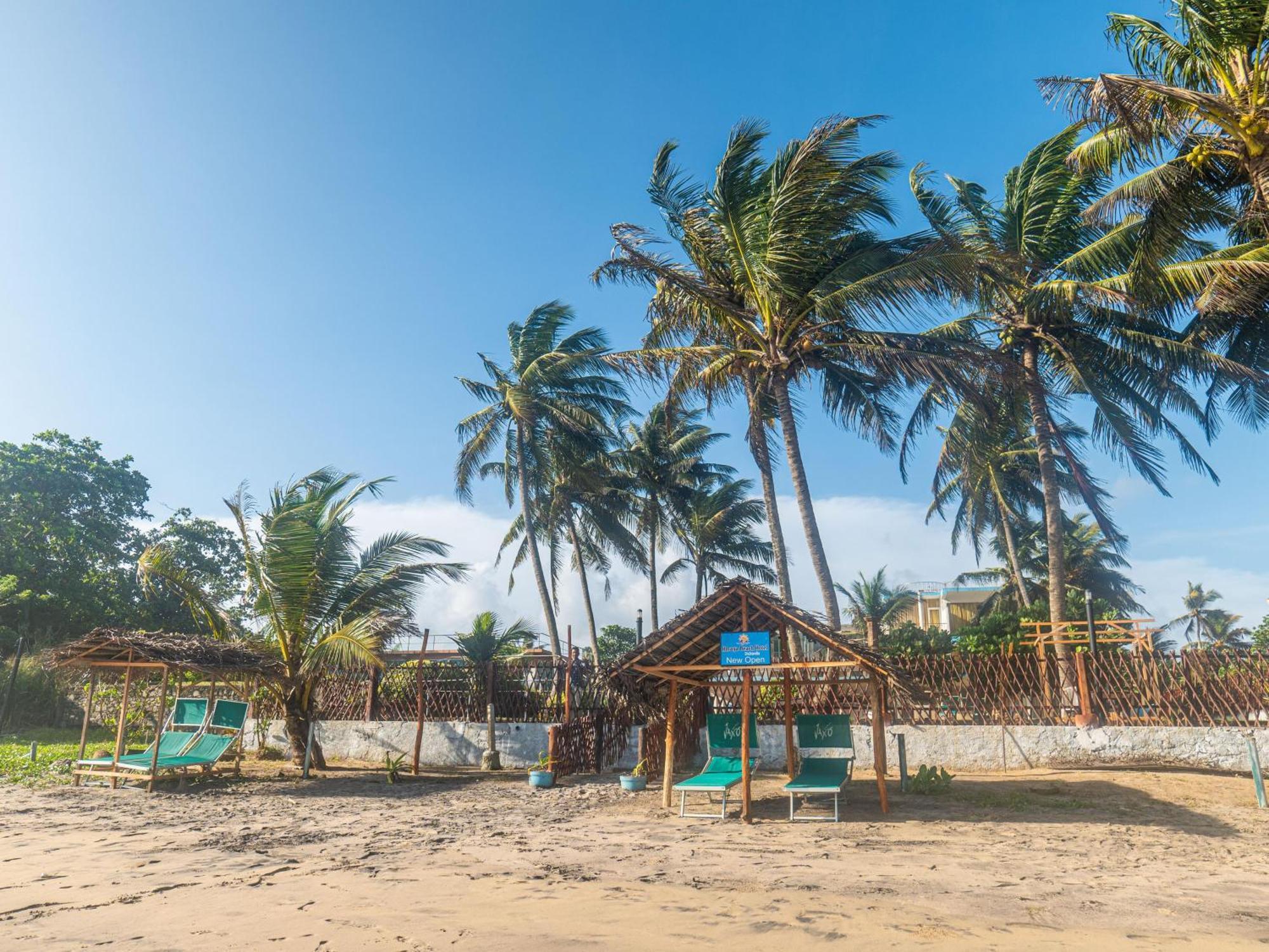 Amaya Beach Hotel Dikwella Exterior photo